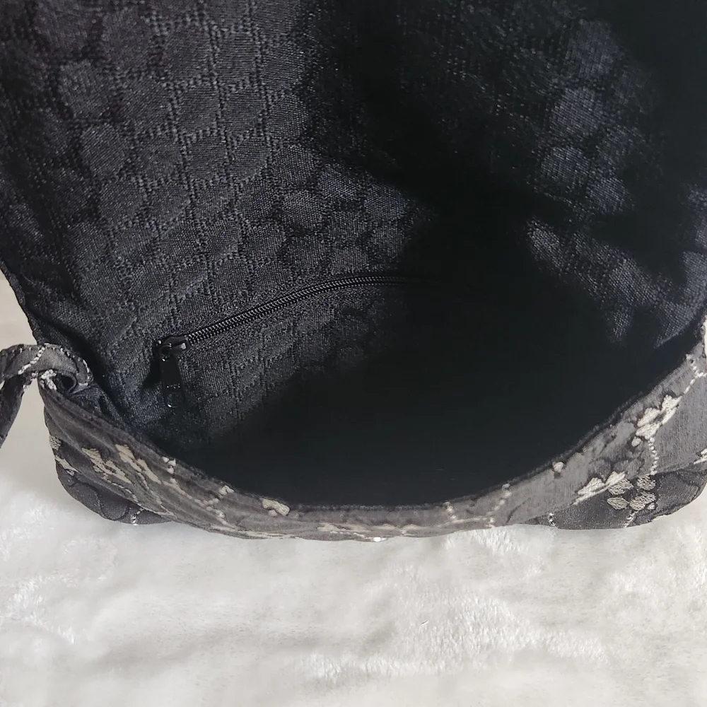 Lisa Lill Studio Gray Black White Floral Flower Wristlet Clutch Handbag
